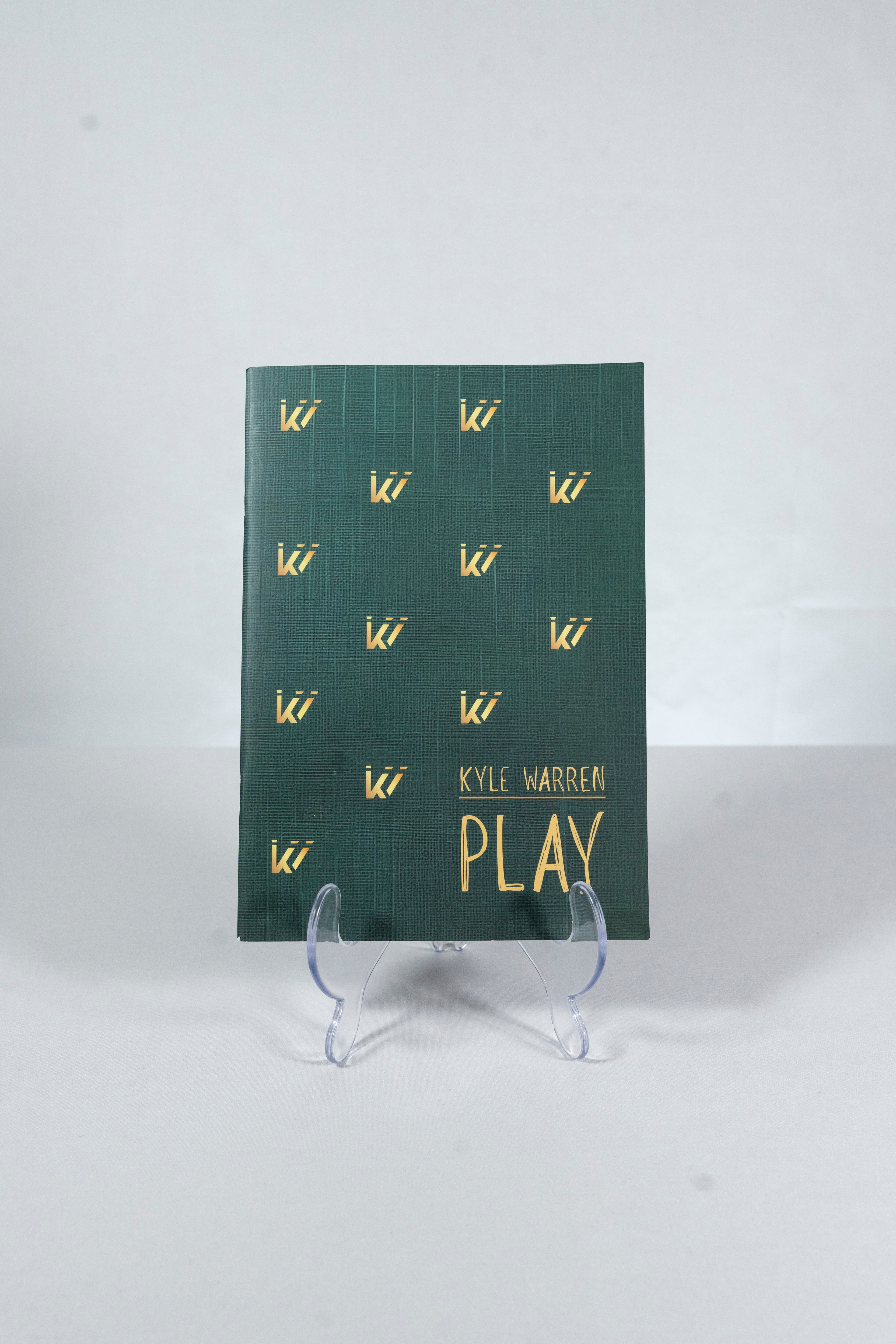 PLAY - Kyle Warren