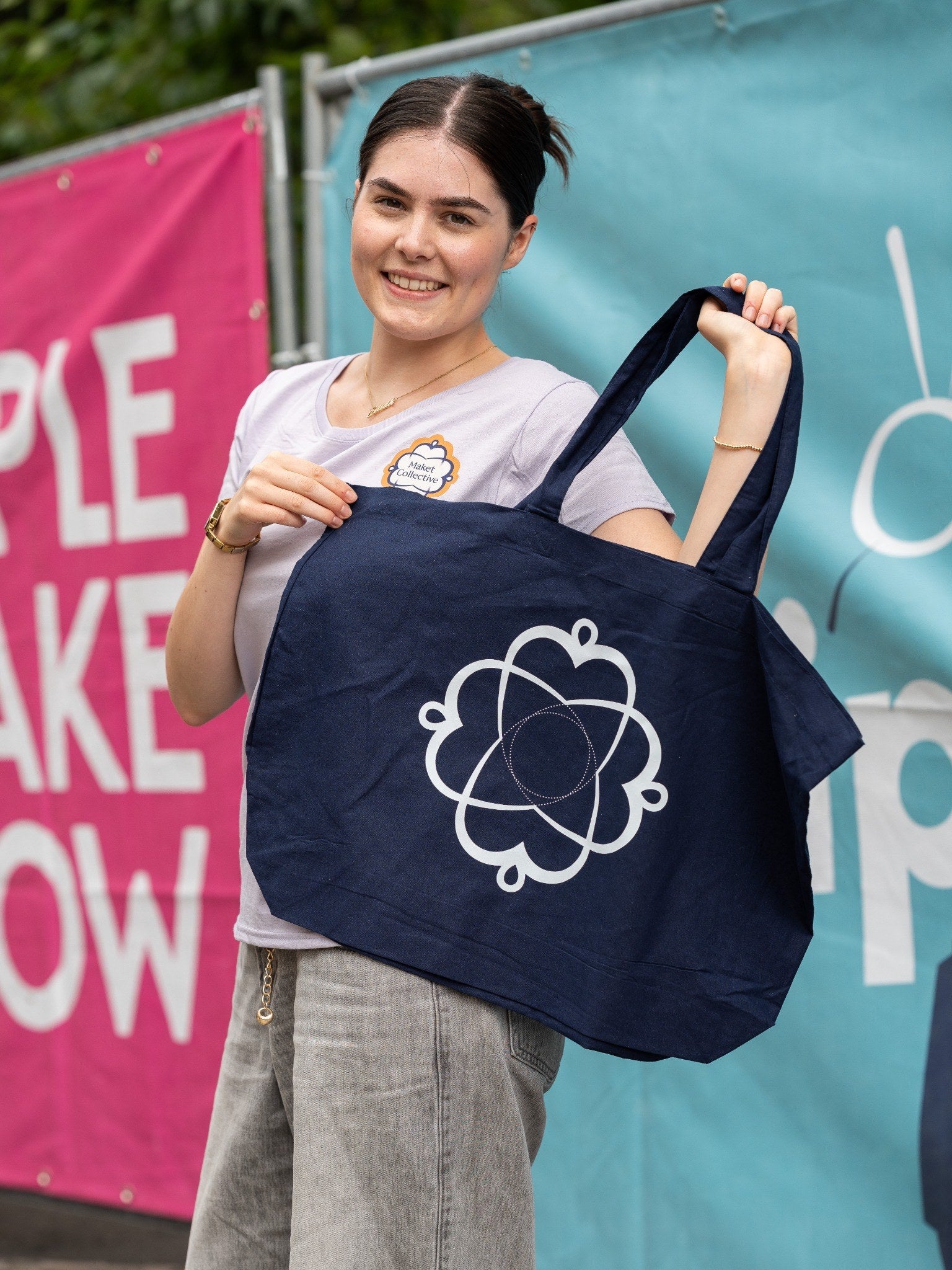 MAKET Tote bag