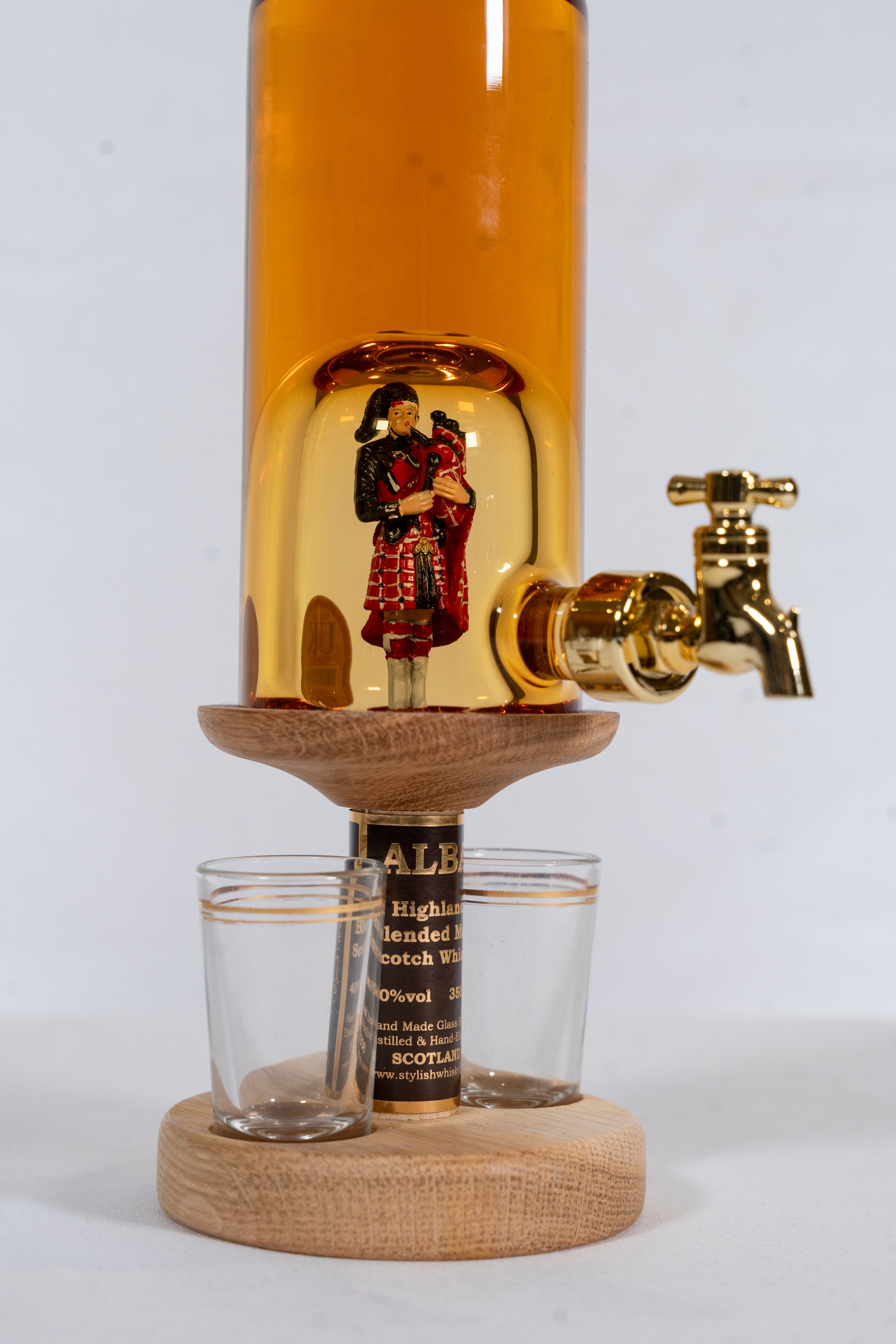 Scottish Bagpiper Refillable Whisky Decanter 350ml